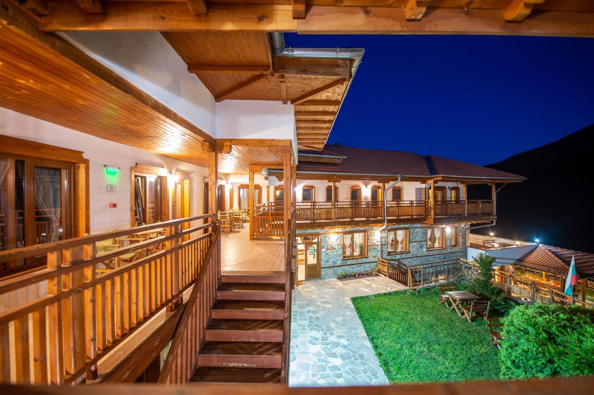 Hotel Mursal Yagodina Buitenkant foto